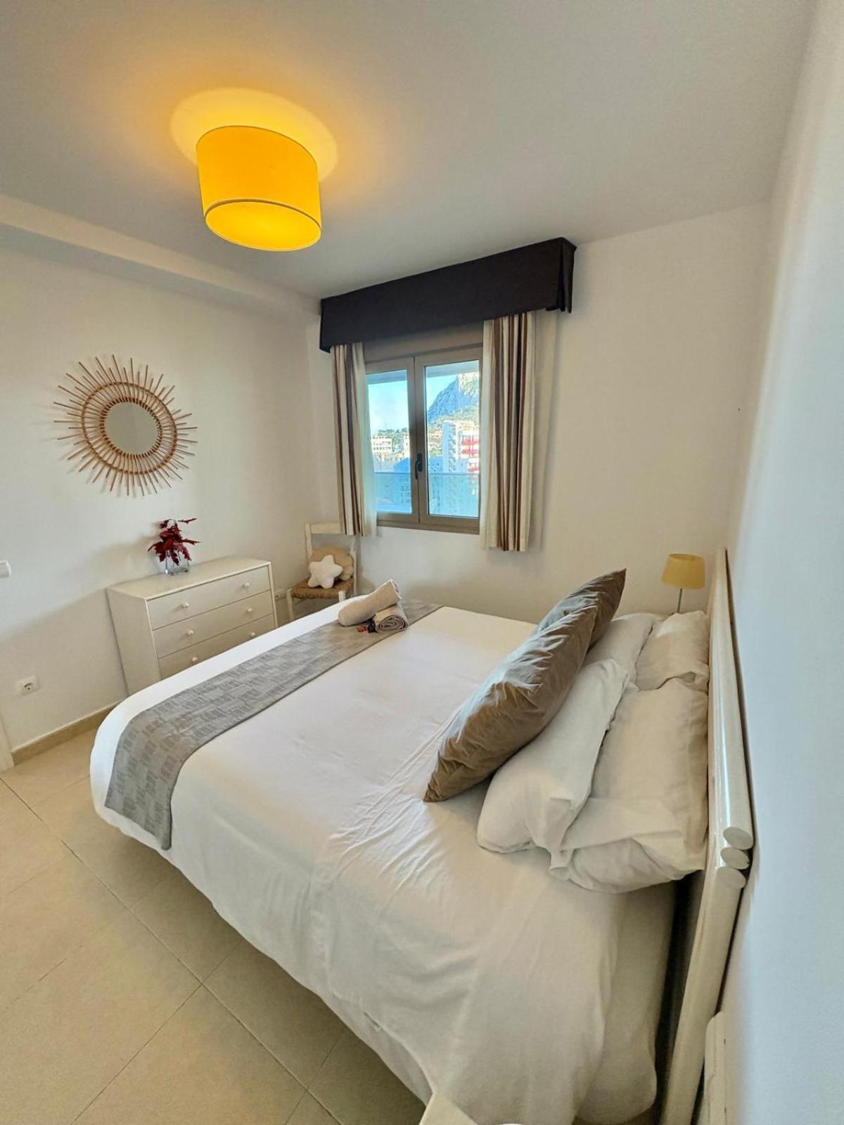 Apartment With Sea View Pool & Private Parking Calpe Bagian luar foto